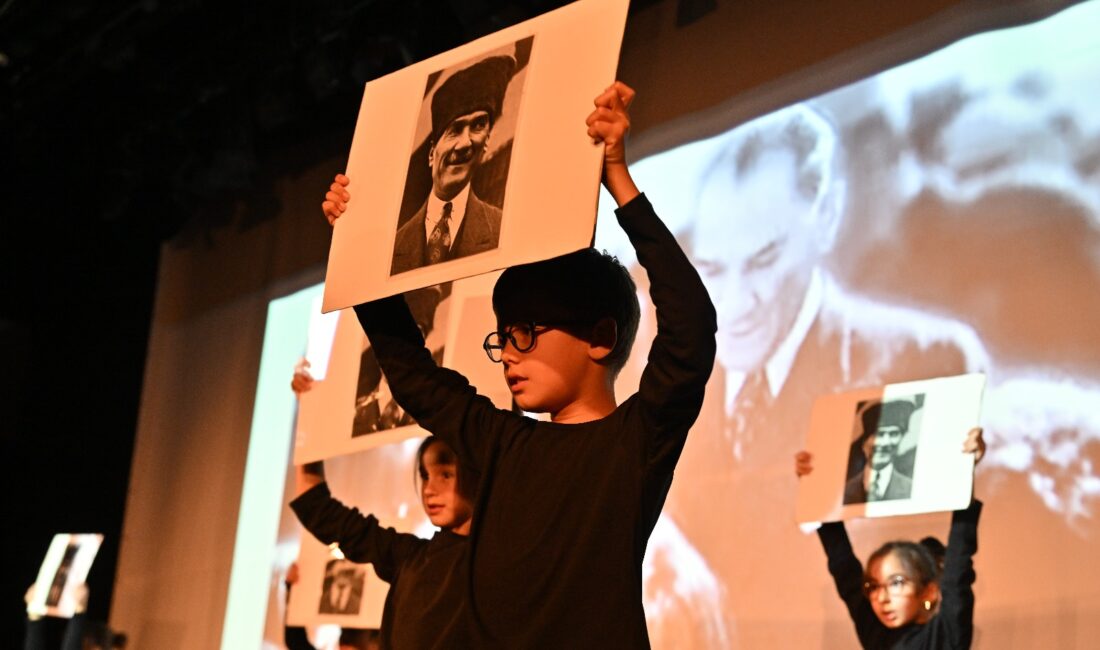 ÇKSM’li Miniklerden Anlamlı Atatürk’ü Anma Programı Manisa Büyükşehir Belediyesi Çocuk