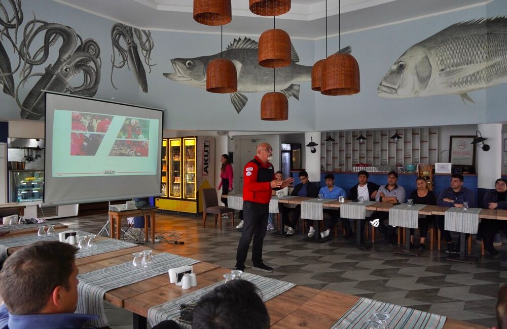 Çeşme Belediyesi Ve Akut’tan Çeştur