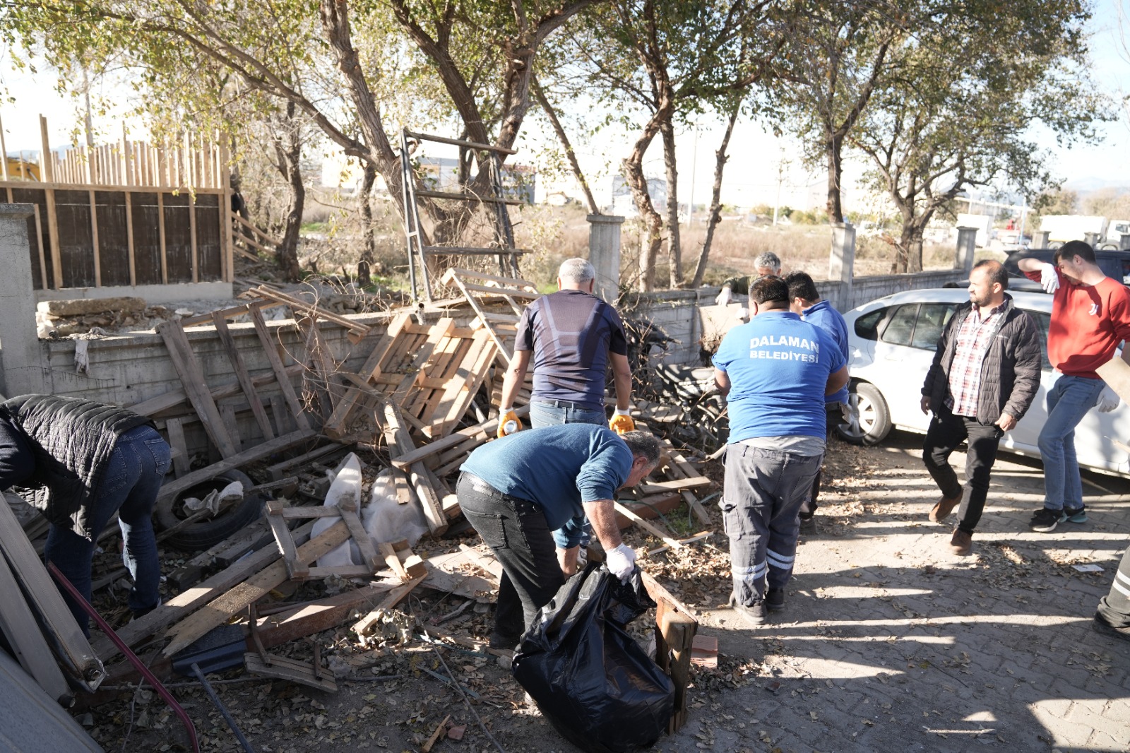 Dalaman Belediyesi tarafından başlatılan temizlik seferberliği altıncı haftada da başarıyla