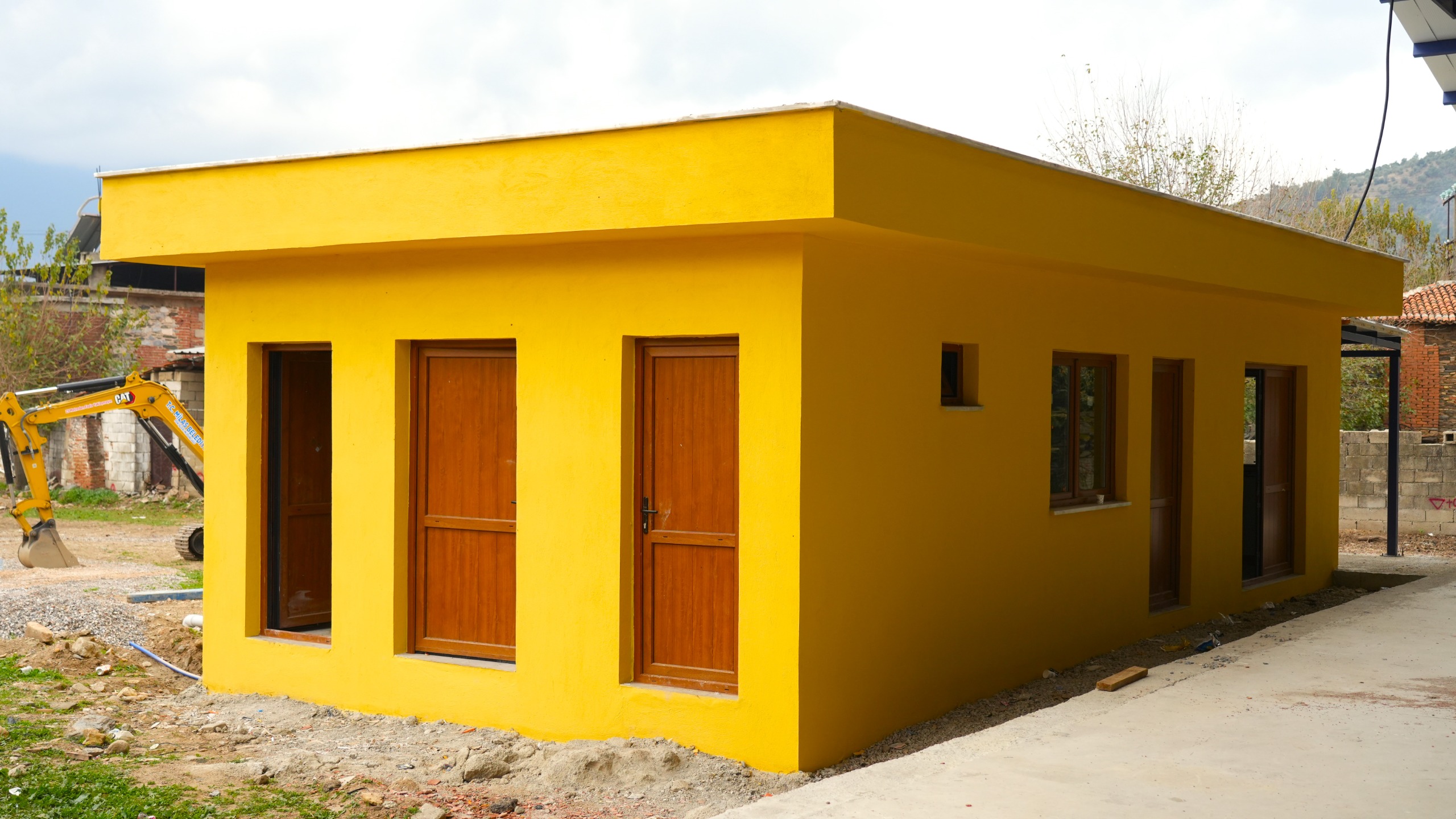 Derince Mahallesi Pazar Yeri Ve Çok Amaçlı Sosyal Alanda Sona