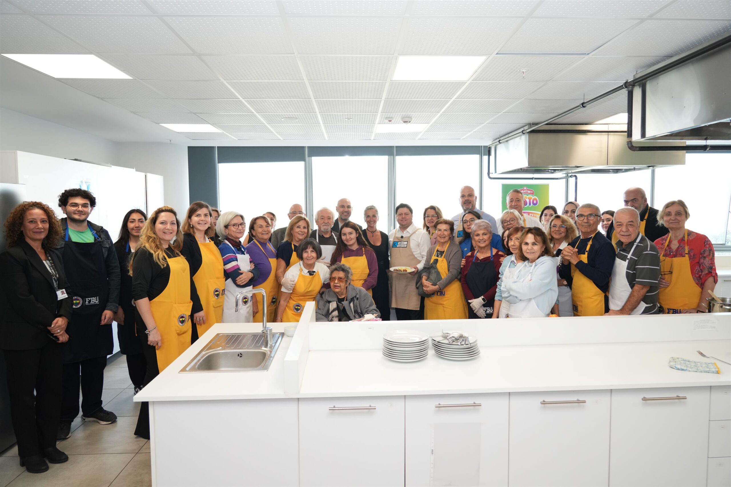 “İkinci Bahar Akademisi” Başladı Kadıköy Belediyesi ile Fenerbahçe Üniversitesi iş