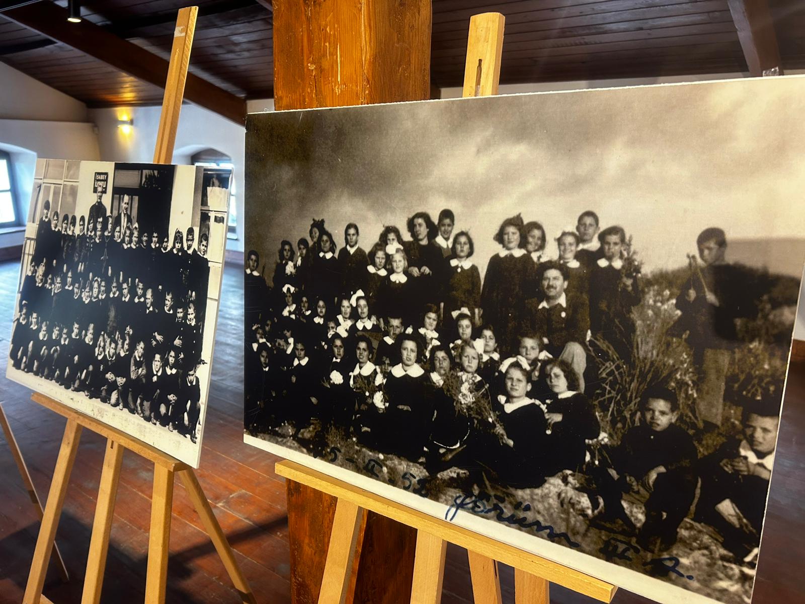 Dünün Öğretmenleri Selçuk Efes Kent Belleği’nde: “Öğretmenler Dünü” Fotoğraf Sergisi