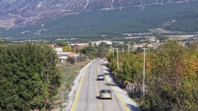 Denizli Büyükşehir Karataş-Pınarlık Yolunu Tamamladı Denizli Büyükşehir Belediyesi, kent ulaşımı