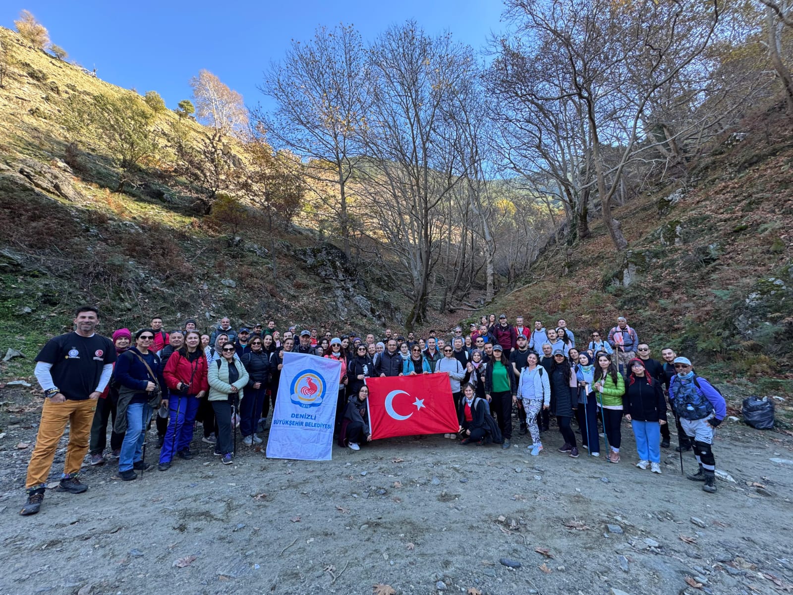 Denizli Büyükşehir Belediyesi tarafından düzenlenen ‘Doğa Yürüyüşleri’ yeniden başlıyor. Doğaseverler,
