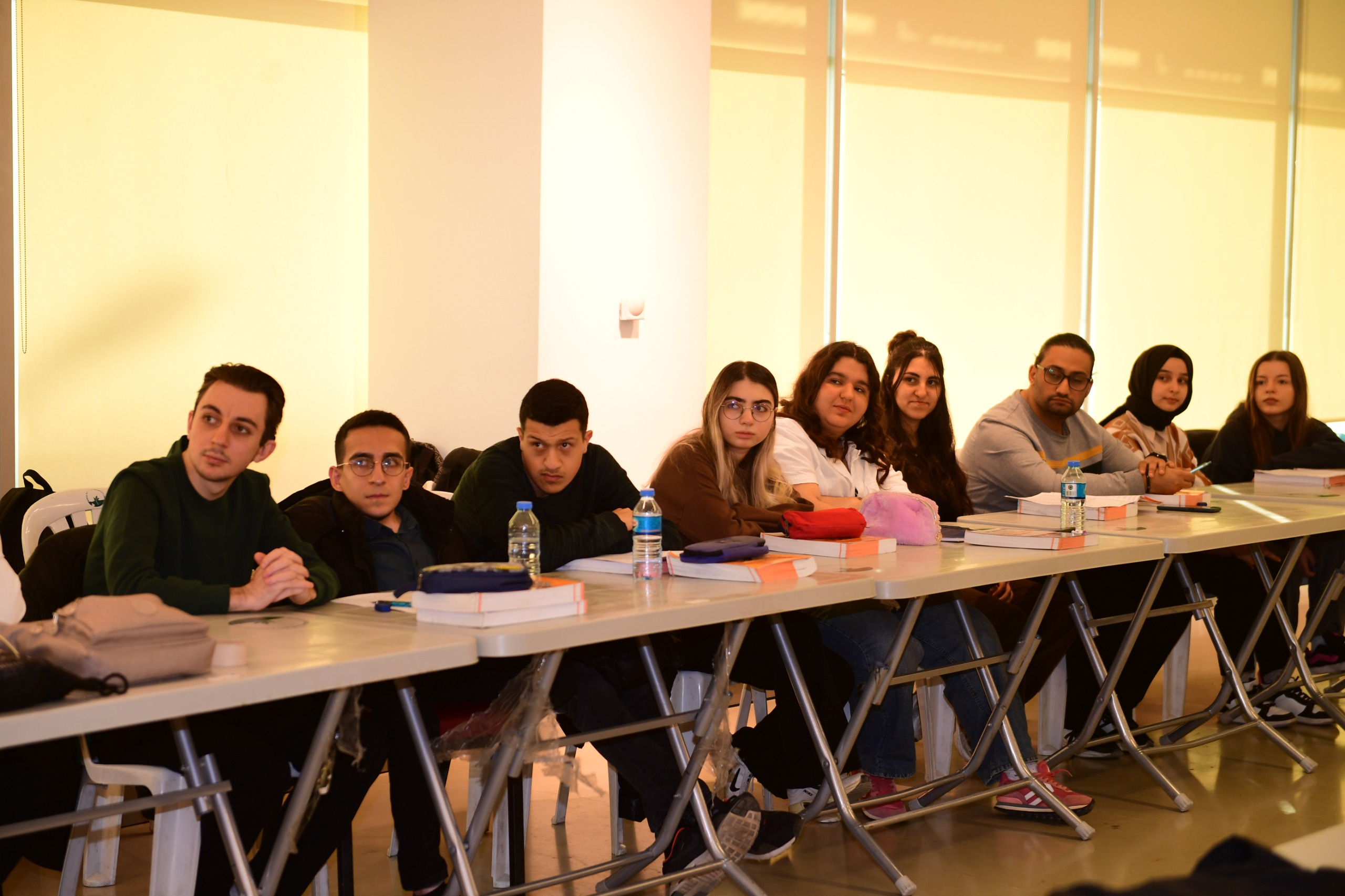 Osmangazi Belediyesi, hayata geçirdiği nitelikli kurslar sayesinde engelli bireylerin 2026