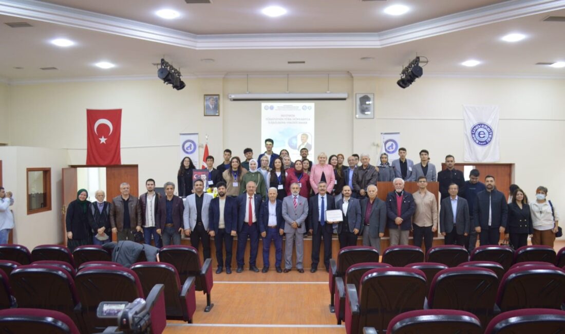 EÜ’de “Fetö’nün Türkiye’nin Türk Dünyasıyla İlişkilerine Verdiği Hasar” Tartışıldı Ege