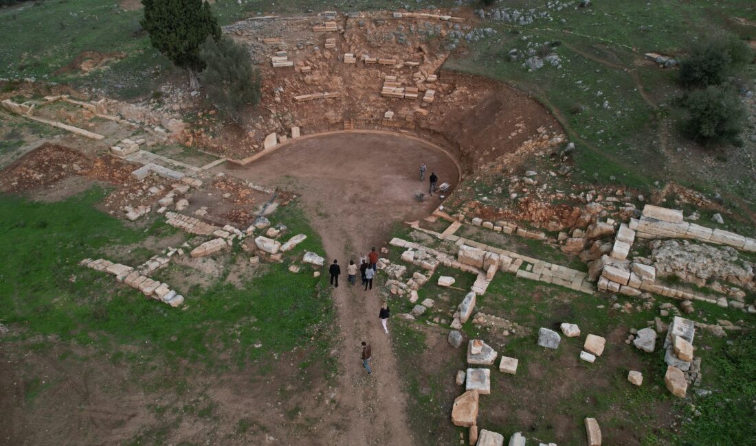 Gölyazı Antik Tiyatrosu Yeniden Hayat Bulacak Nilüfer’in 2 bin yıllık tarihini barındıran Gölyazı’daki antik tiyatro kazıları