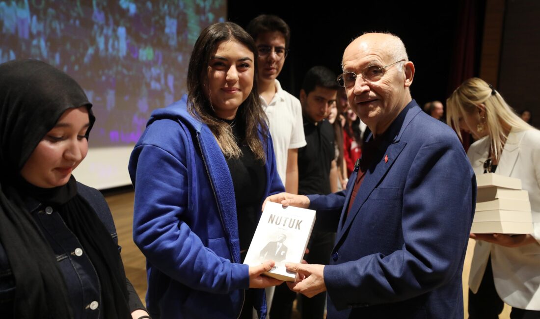 Fethi Yaşar Öğrenci ve Velilerle Bir Araya Geldi Yenimahalle Belediyesi’nin