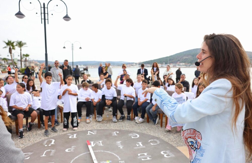 Çeşme Vizyon Ofisi’nin hazırladığı kent belleği çalışması “Harflerin Çeşmesi” Harf