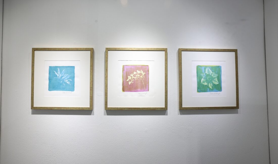 Nilüfer Belediyesi, eski baskı tekniklerini çiçek sevgisiyle buluşturan sanatçı Tülin