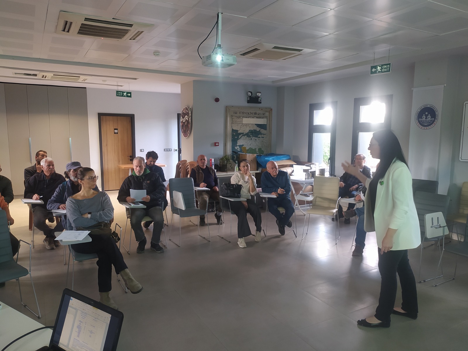 İzmir Büyükşehir Belediyesi’nden Efes Selçuklu Üreticilere Toprak Analizi Desteği Efes