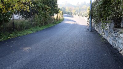 Osmangazi Belediyesi Çalışıyor Yollar Güzelleşiyor Osmangazi Belediyesi, gerçekleştirdiği yol yapım