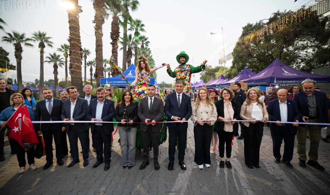 Kültürpark’ta Rengarenk Buluşma İzmir Büyükşehir Belediye Başkanı Dr. Cemil Tugay, İzmir Büyükşehir Belediyesi'nin