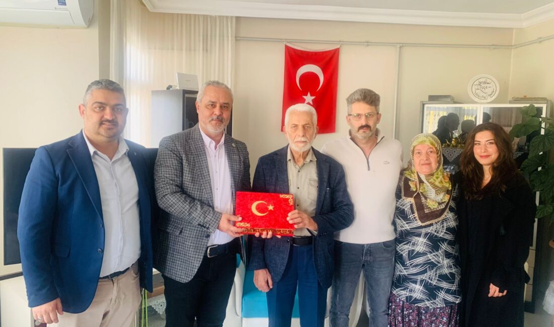 İzmit Belediyesi’nden Başiskele’de Kıbrıs Gazilerine Anlamlı Ziyaret İzmit Belediyesi Sosyal