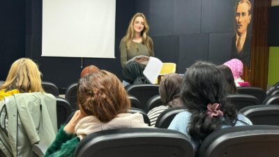 Yalova Belediyesi Kadın Tiyatro Ekibiyle Sanat Eğitimlerini Sürdürüyor Yalova Belediyesi