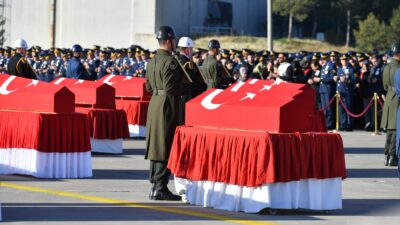 Kahramankazan Belediye Başkanı Selim Çırpanoğlu, uçak kazasında şehit olan 20