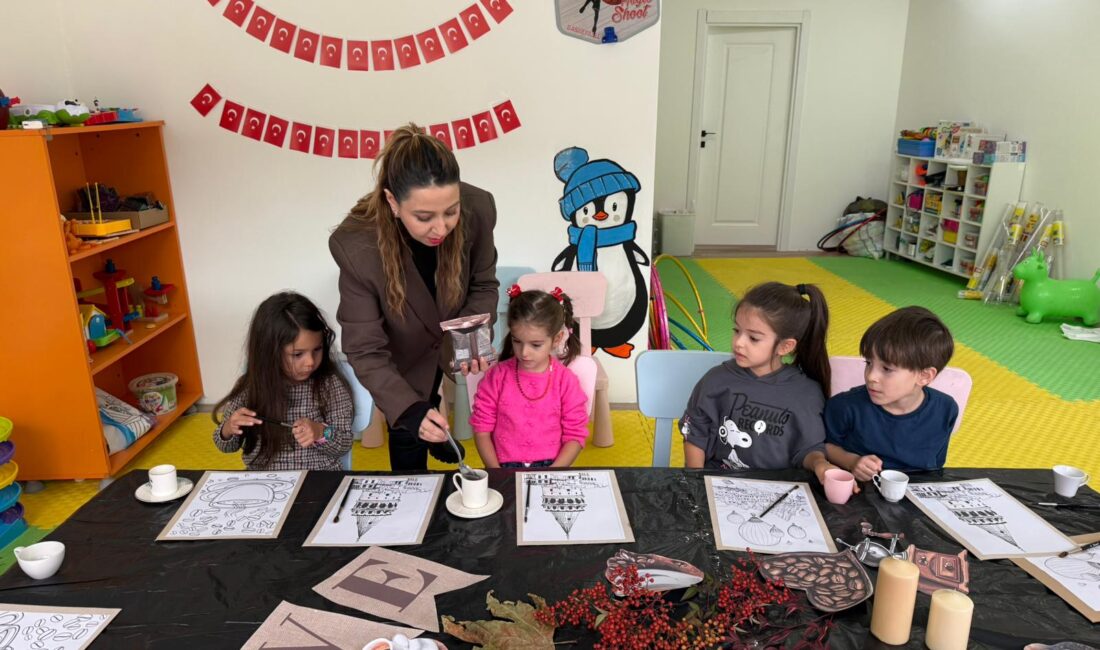 Yalova’da Kahve Kokulu Resimler Atölyesiyle Renkli Bir Gün Yalova’da Kahve Kokulu Resimler Atölyesiyle Renkli Bir Gün Yalova Belediyesi’nin