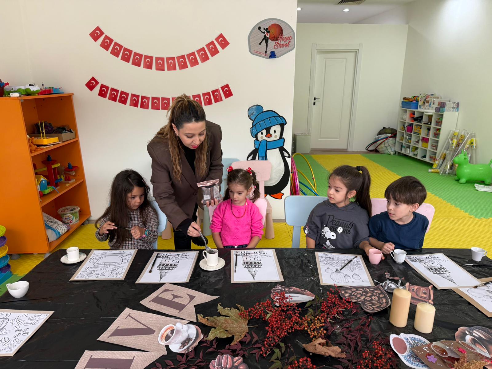 Yalova’da Kahve Kokulu Resimler Atölyesiyle Renkli Bir Gün Yalova Belediyesi’nin