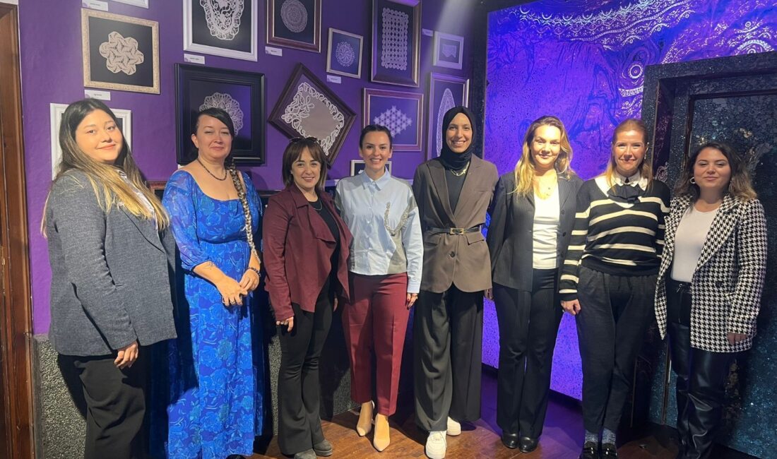 Kadın Kadına Konak Buluşmaları Gültepe Fatih Mahallesi Kadınlarını Ağırladı İzmit