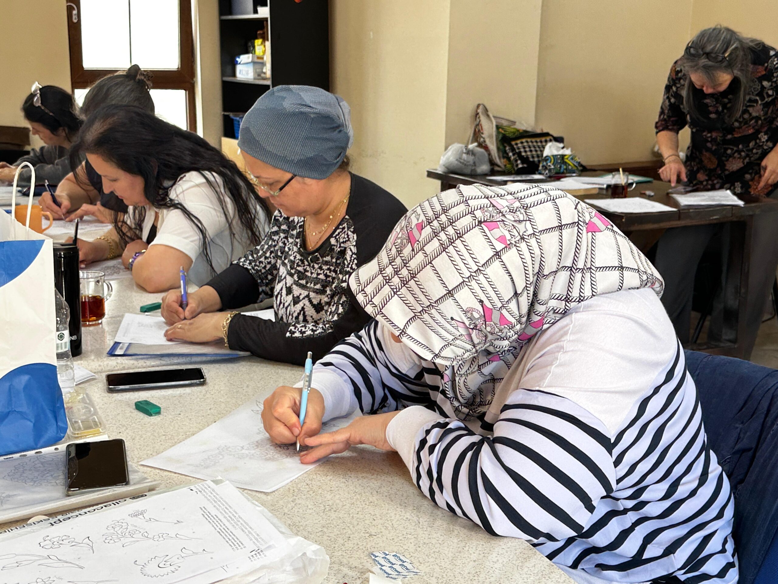 Odunpazarı’nda Kadınlar Çini Sanatıyla Kendi Hikâyelerini Yazıyor Odunpazarı Belediyesi, kadınların