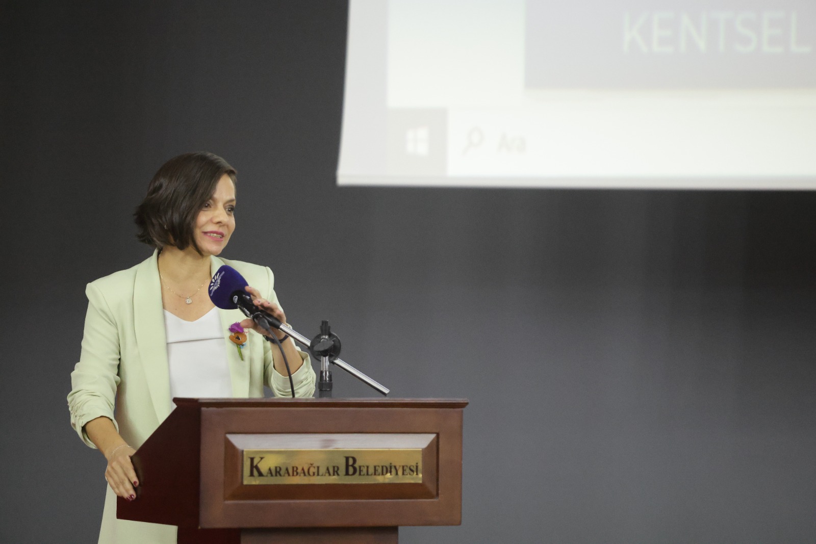 Karabağlar ’da Kentsel Dönüşüm İçin Mahalle Sakinleriyle İlk Buluşma Karabağlar