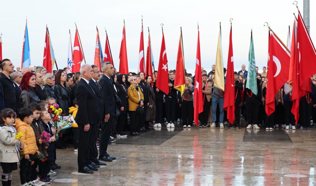 Karamürsel’de 10 Kasım Atatürk’ü Anma Programı Gerçekleşti Cumhuriyetimizin kurucusu, Ulu Önder Gazi Mustafa Kemal Atatürk, ebediyete intikalinin