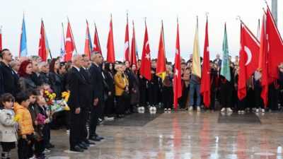 Cumhuriyetimizin kurucusu, Ulu Önder Gazi Mustafa Kemal Atatürk, ebediyete intikalinin