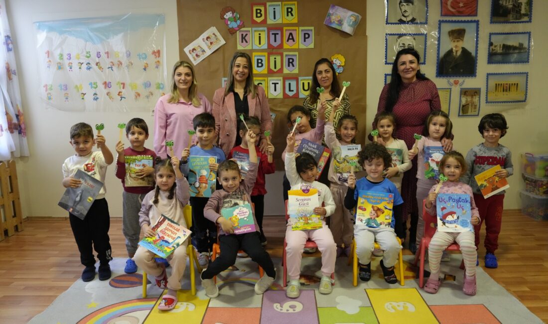 Kartal Belediyesi’nden Çocuklara Kitapları Sevdiren Etkinlik; ‘Bir Kitap, Bir Dostluk’
