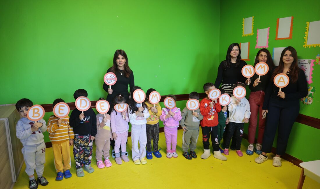 Konak Belediyesi bünyesinde faaliyet gösteren Mutlu Çocuklar Oyun Evleri’nde bulunan