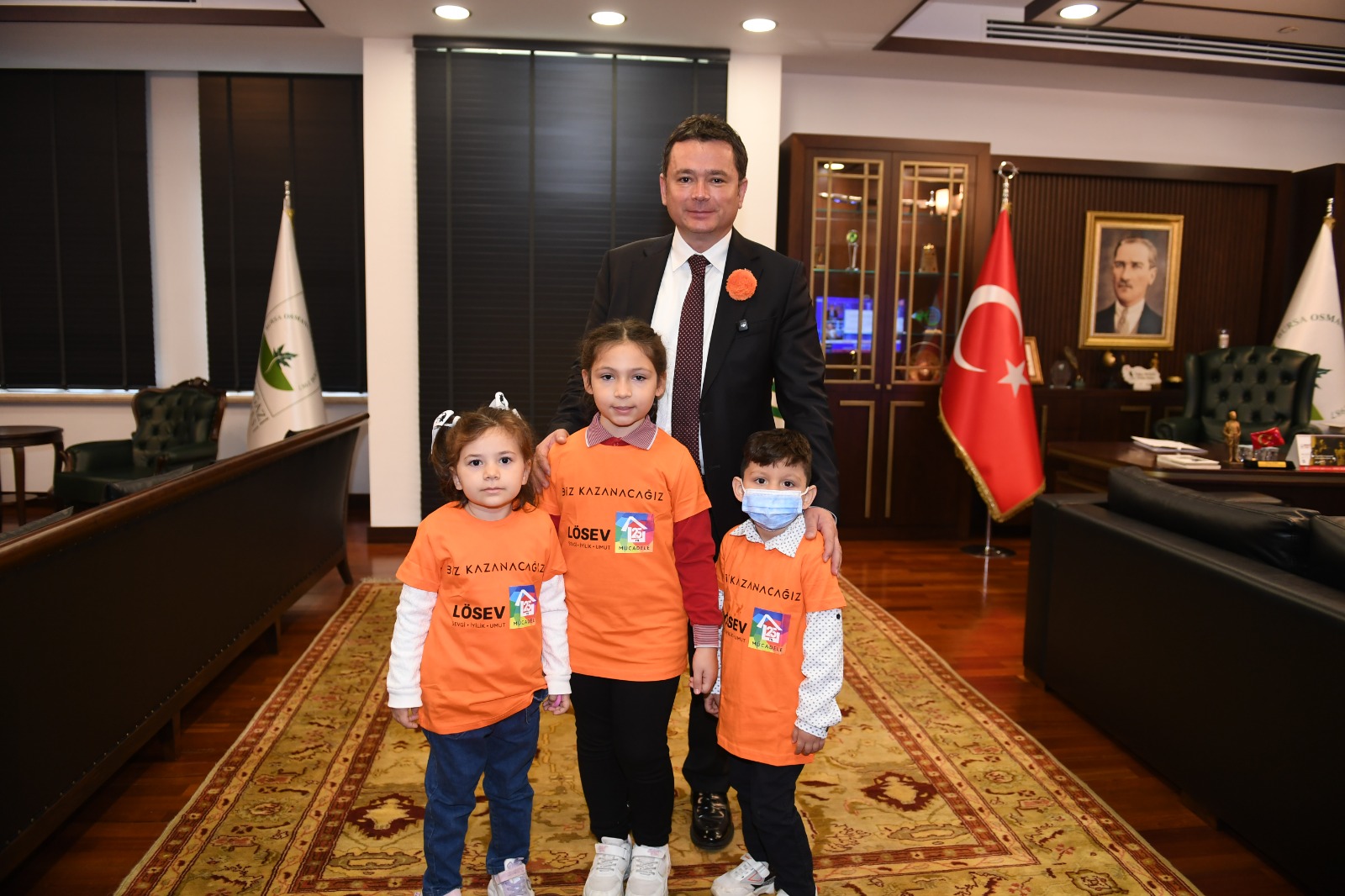 Lösemili Çocuklar Vakfı (LÖSEV) Bursa temsilciliği yetkilileri ile tedavi süreçlerini