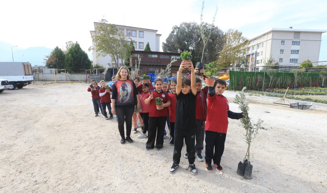 Pamukkale Belediyesi’nden Çevre ve Kariyer Odaklı Eğitim Hareketi Pamukkale Belediyesi’nden Çevre ve Kariyer Odaklı Eğitim Hareketi T.C. Pamukkale