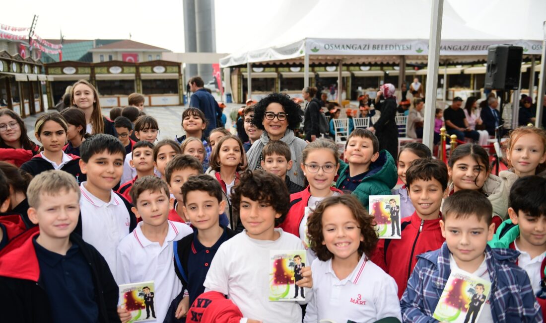 Kültürün Kalbi Osmangazi’de Atıyor Osmangazi Kitap Fuarı Zengin İçeriğiyle Sürüyor.
