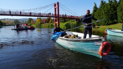 Porsuk Çayı’nda Temizlik Seferberliği Eskişehir Büyükşehir Belediyesi ekipleri, kentin simgesi