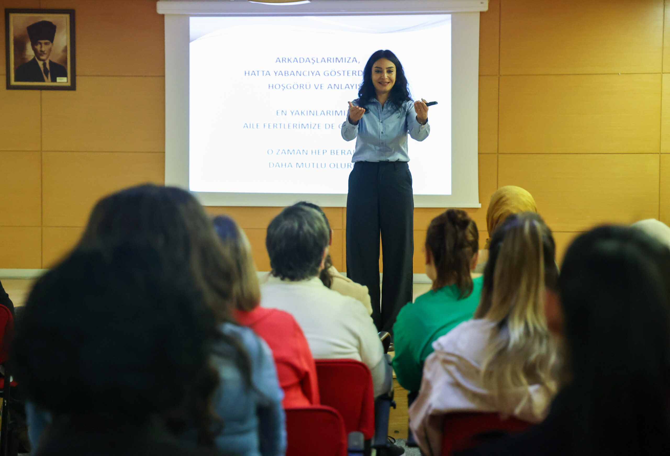Antalya Büyükşehir Belediyesi, personelin hem iş hem de özel yaşamlarında