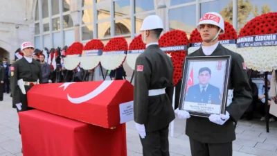 Filiz Gencan, Şehit Berkay Karaca’yı Son Yolculuğuna Uğurladı Gürcistan’da düşen