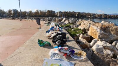 “Yalova Şiir Yolu” Kayalıklarından Çıkan Atıklar Pes Dedirtti Yalova’nın en