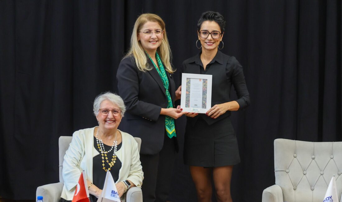 Bakırköy Belediyesi tarafından her Cuma İspirtohane Kültür Merkezi'nde gerçekleştirilen "Bakırköy