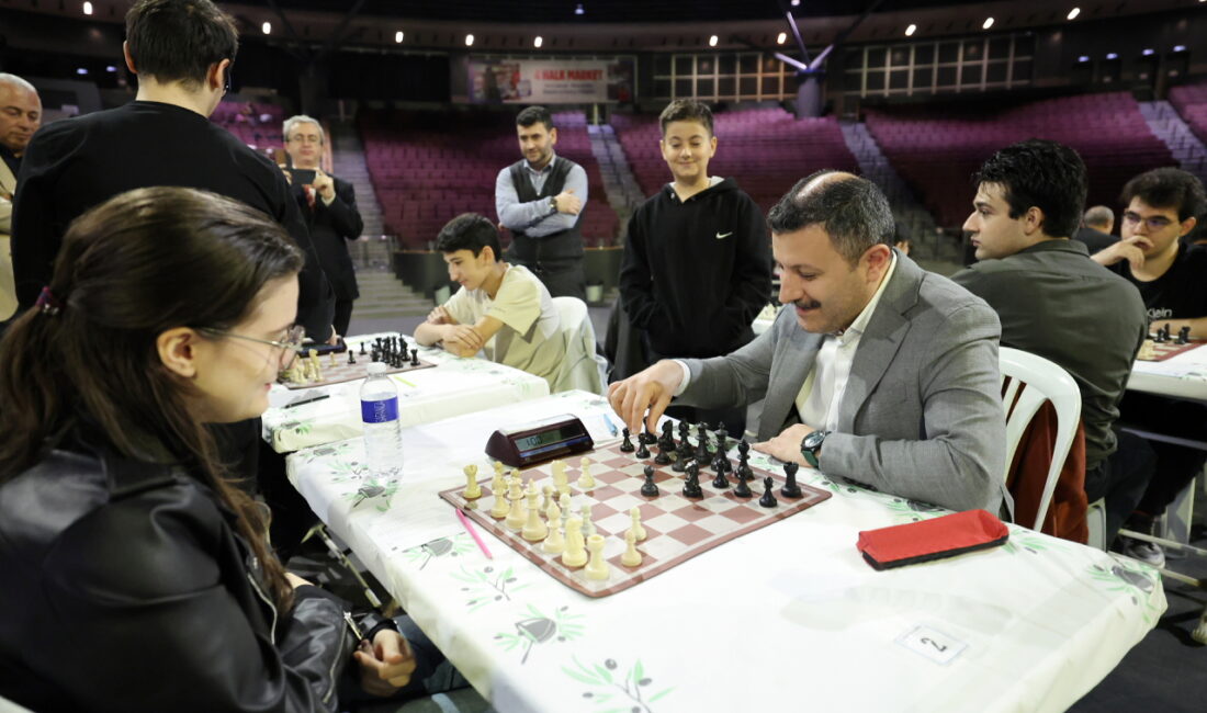 6. Geleneksel 29 Ekim Cumhuriyet Kupası Satranç Turnuvası Düzenlendi 6. Geleneksel 29 Ekim Cumhuriyet Kupası Satranç Turnuvası Düzenlendi Küçükçekmece