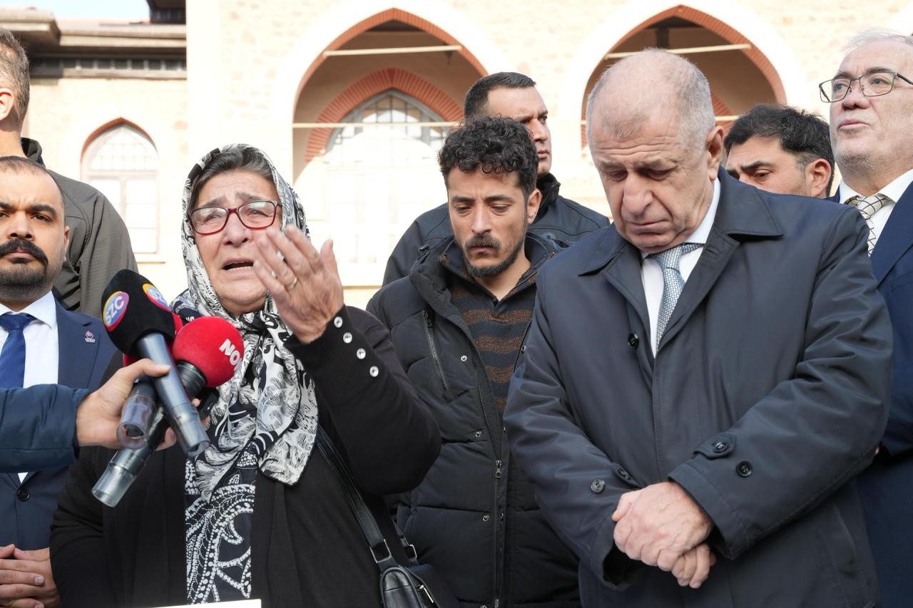 Zafer Partisi’nden Şehit Annelerine Destek Zafer Partisi Genel Başkanı Prof.