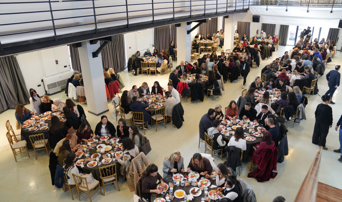 Tepebaşı Belediyesi’nde hizmet veren eğitmenler, 24 Kasım Öğretmenler Günü dolayısıyla