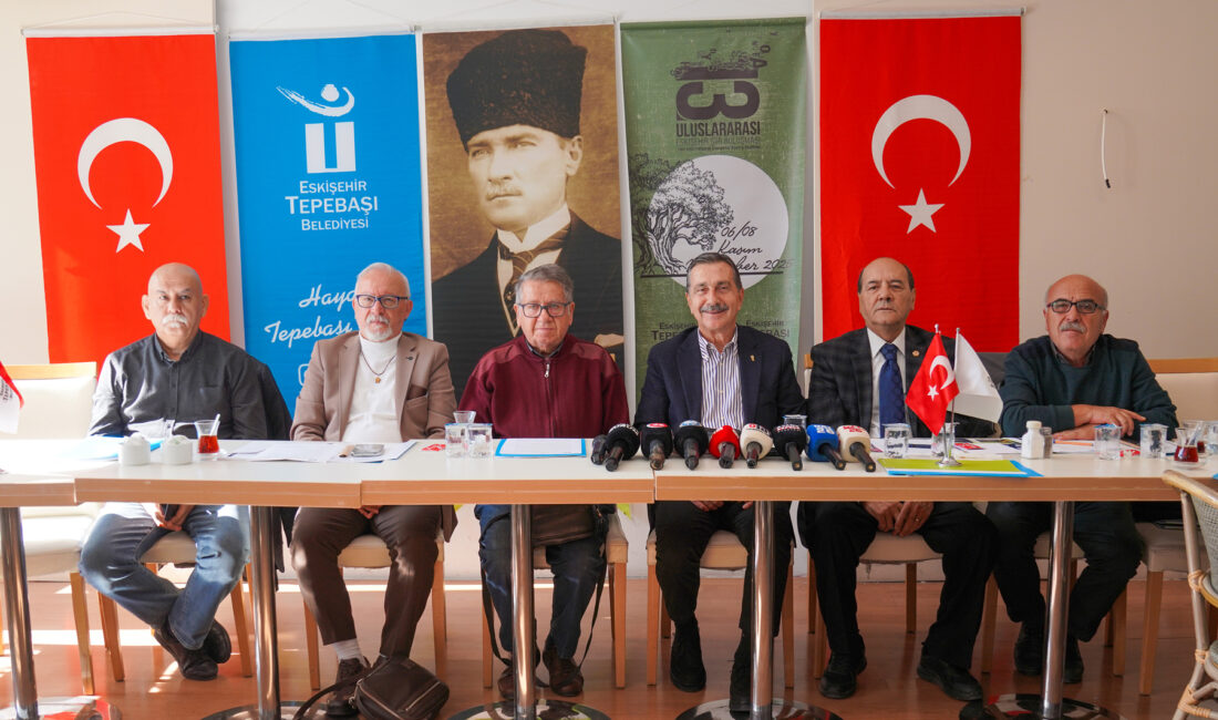 Tepebaşı Belediyesi tarafından düzenlenen 13. Uluslararası Eskişehir Şiir Buluşması 16