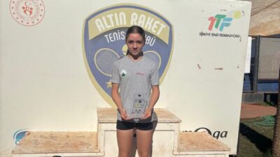 Osmangazi Belediyespor Tenis Takımı sporcusu Irmak Özdemir, Ulusal 12 Yaş
Sonbahar