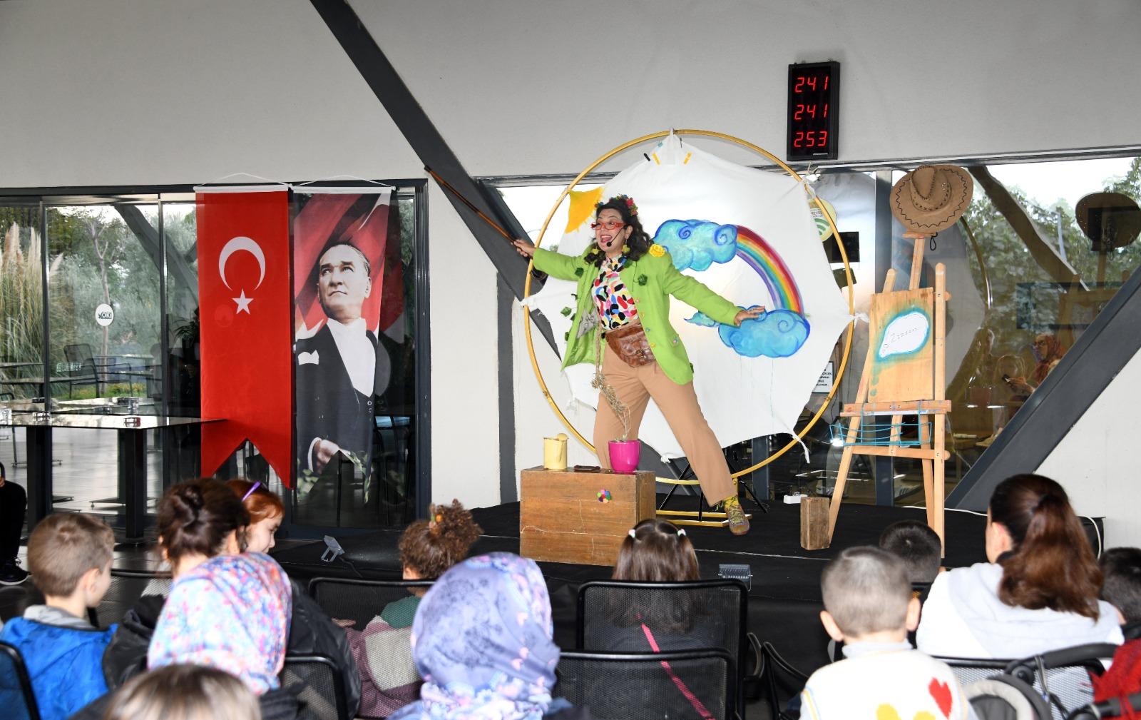 Osmangazi Belediyesi, miniklerin ara tatil sevincini sanatla zenginleştirmek amacıyla ‘Toprak