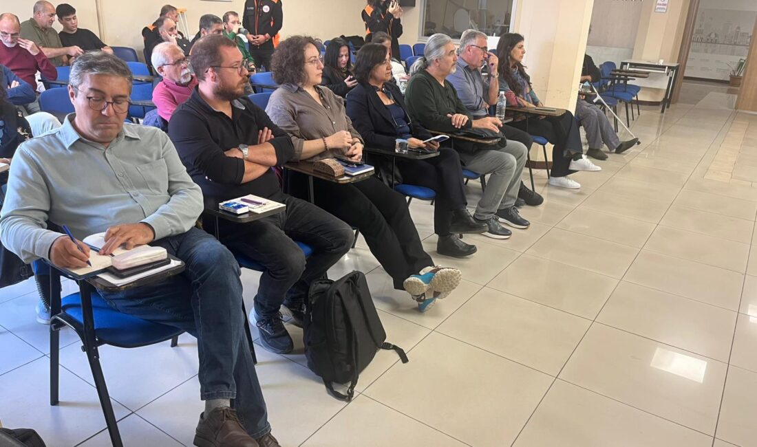 5. Yılında 30 Ekim Depremi’nin Sosyoekonomik Arka Planı Konuşuldu İzmir Kent Konseyi (İKK), 30 Ekim Depremi’nin 5. yıl dönümünde,