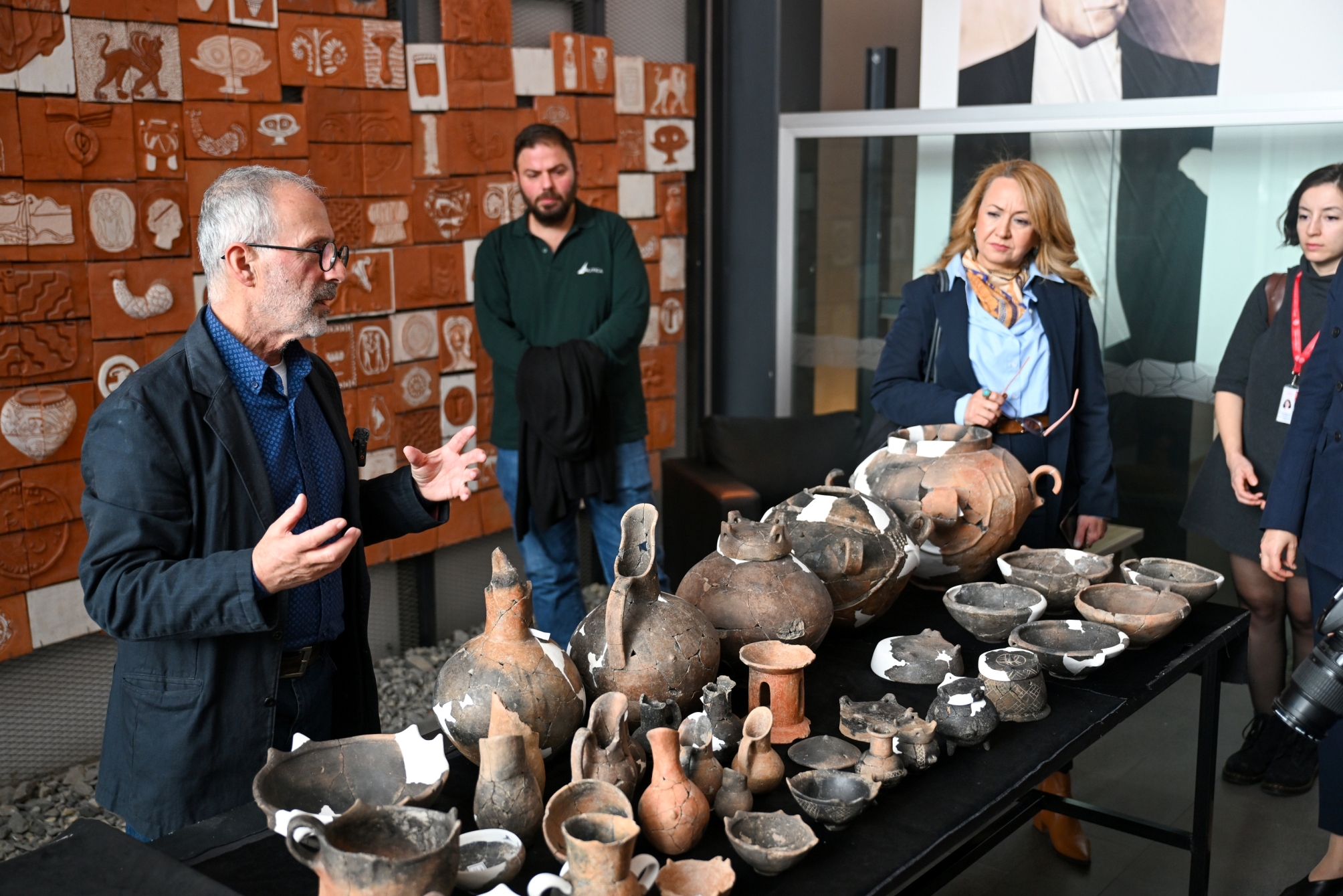 İzmir’in 8.500 Yıllık Kalbinde, Yeşilova ve Yassıtepe Höyükleri’nde Yeni Keşifler