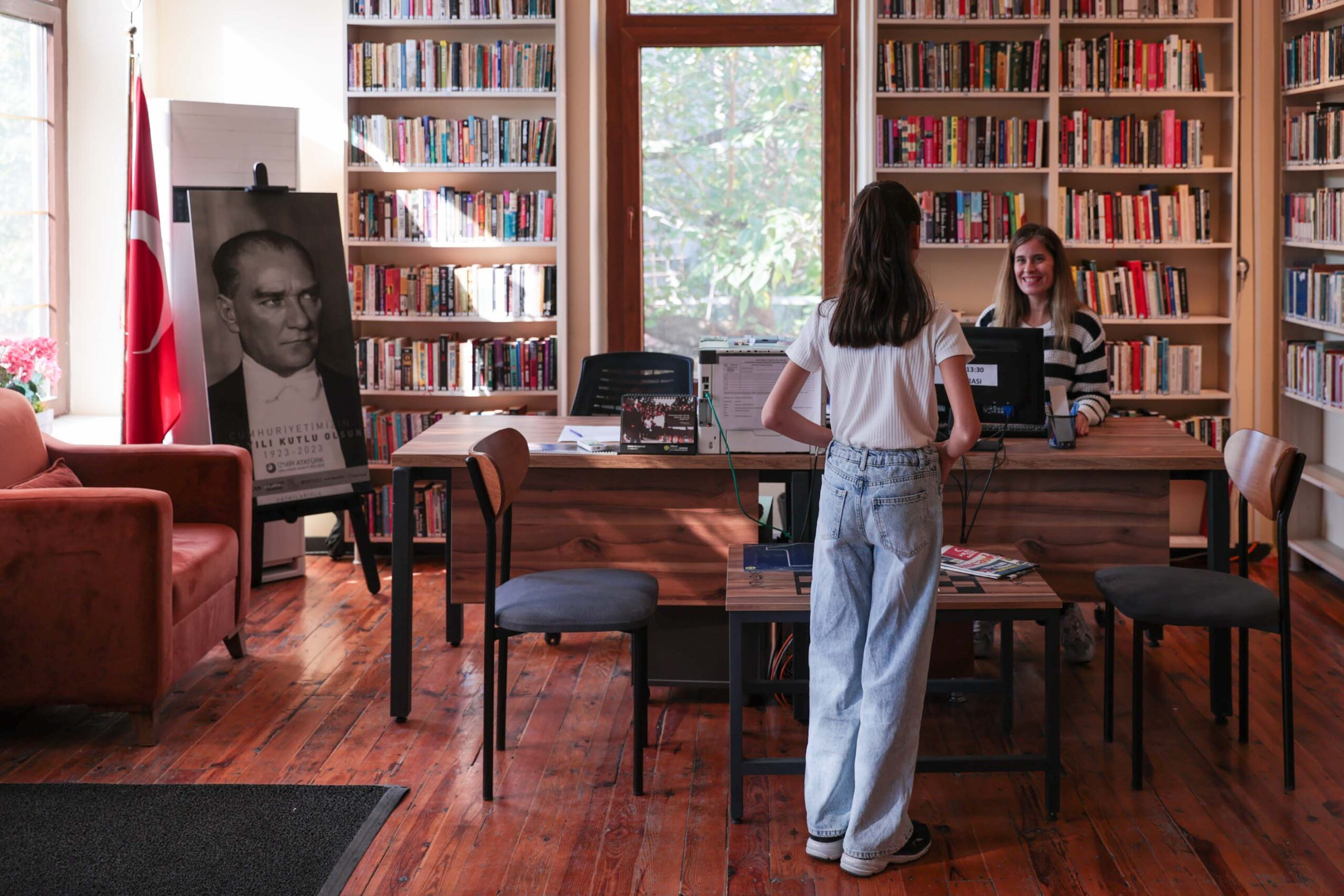 Cumhuriyet Kütüphanesi geleceği aydınlatıyor.