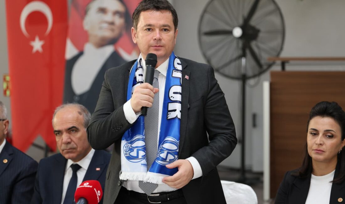 Erkan Aydın Ovaakça Sakinleriyle Bir Araya Geldi Erkan Aydın Ovaakça Sakinleriyle Bir Araya Geldi Osmangazi Belediye Başkanı