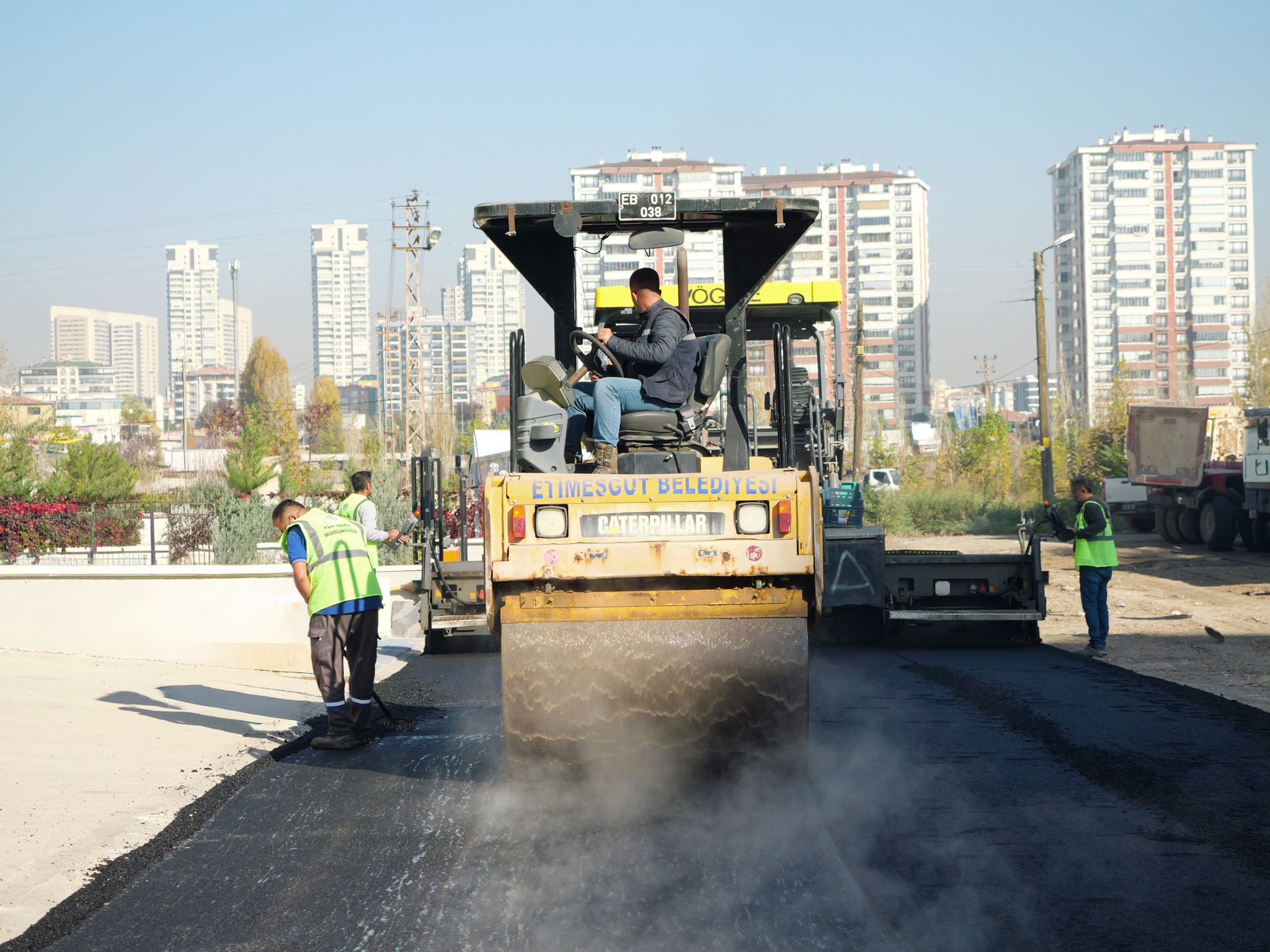 Etimesgut Yeşilova Mahallesi Kyk Kız Öğrenci Yurdu Çevresinde Yol Düzenlemesi