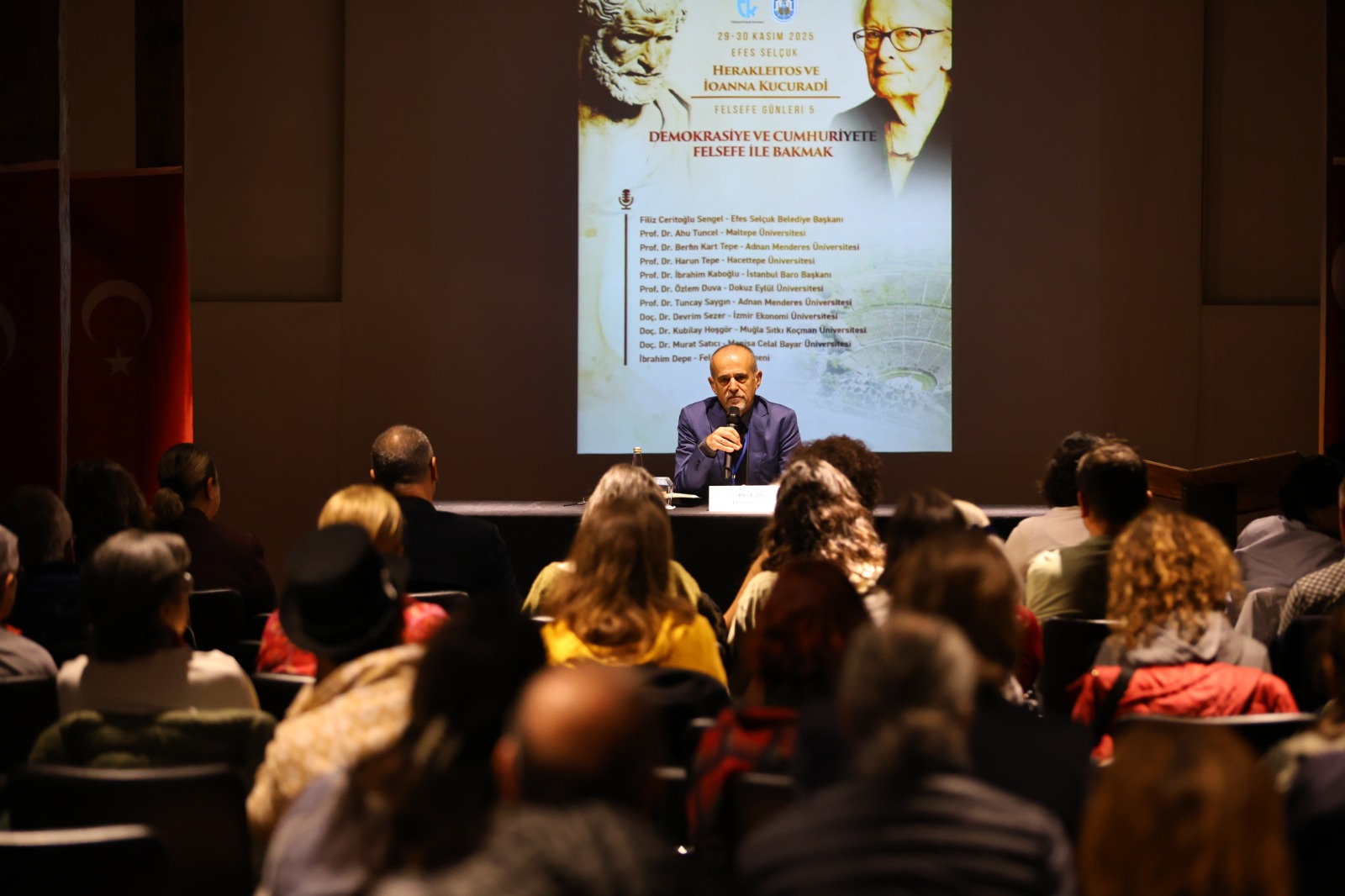 Efes Selçuk’ta Herakleitos Ve İoanna Kuçuradi Felsefe Günleri Başladı Türkiye