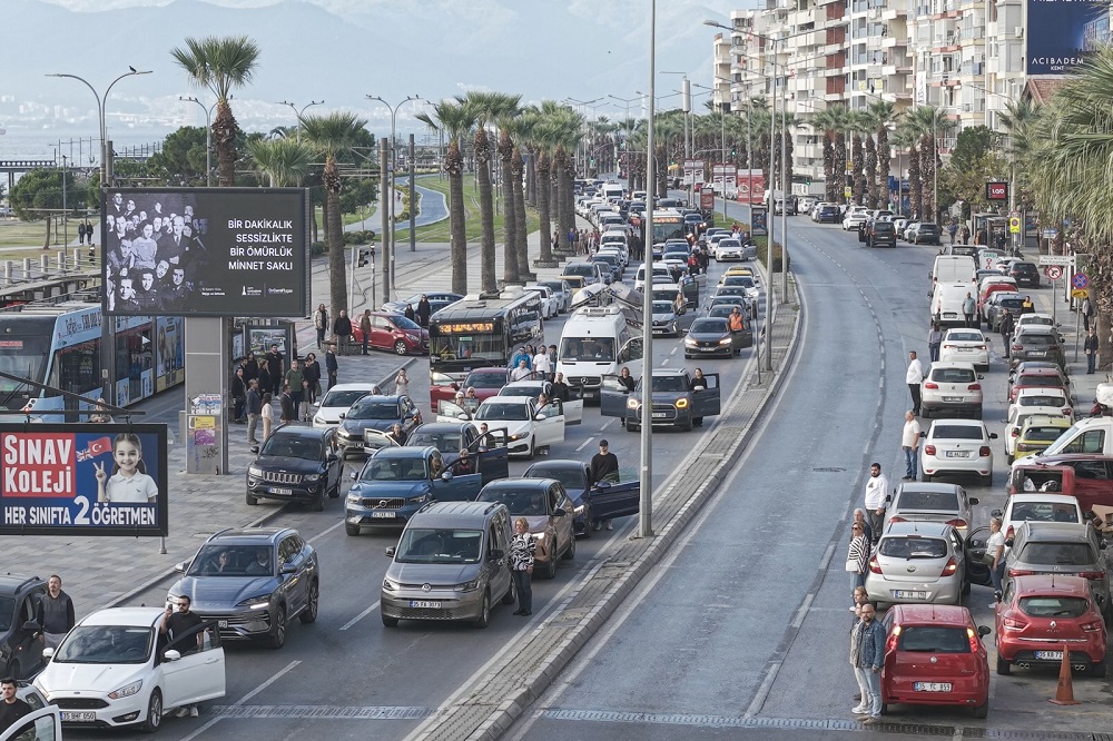Karşıyaka Belediyesi tarafından Ulu Önder Atatürk’ün sonsuzluğa uğurlanışının 87. yılı